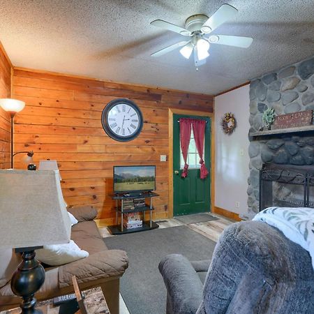Blue Rose Cabins - Rosebud Cabin لوغان المظهر الخارجي الصورة